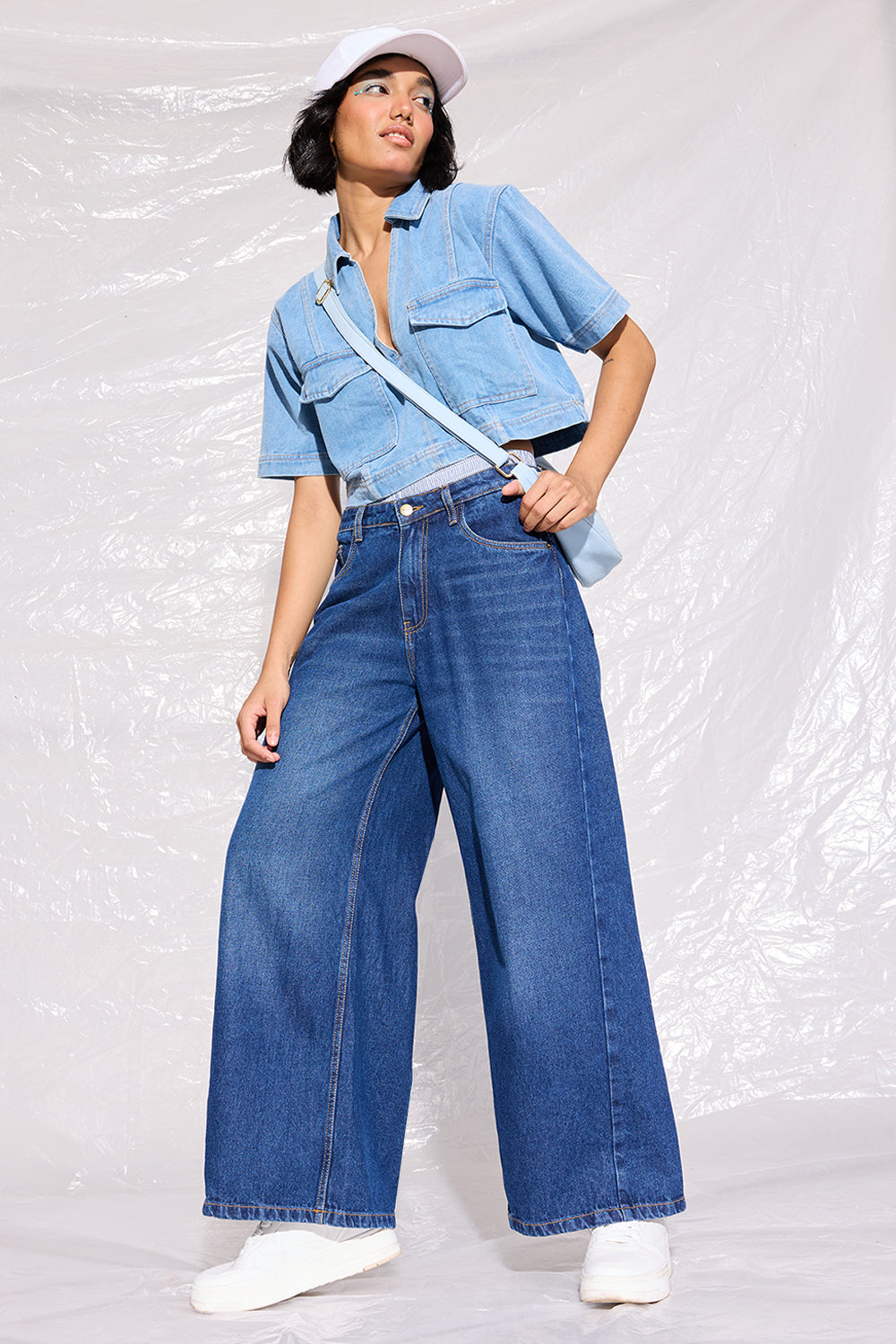 Low-Rise Wide Leg Boxer Jeans