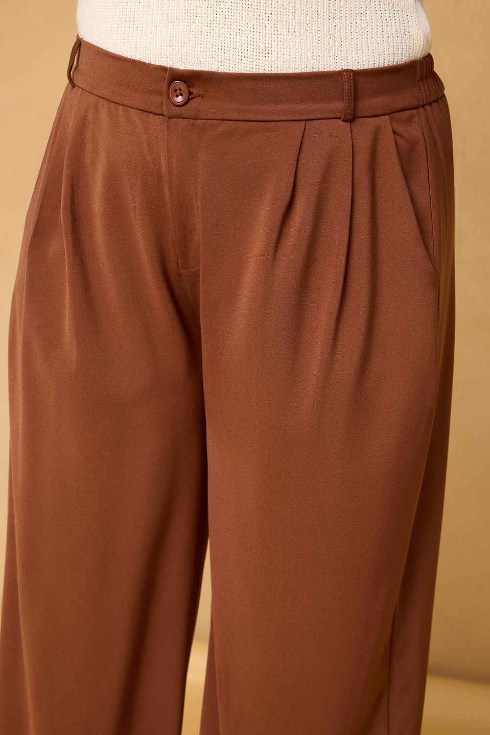 Curve Rust Brown Pleated Straight Korean Pants