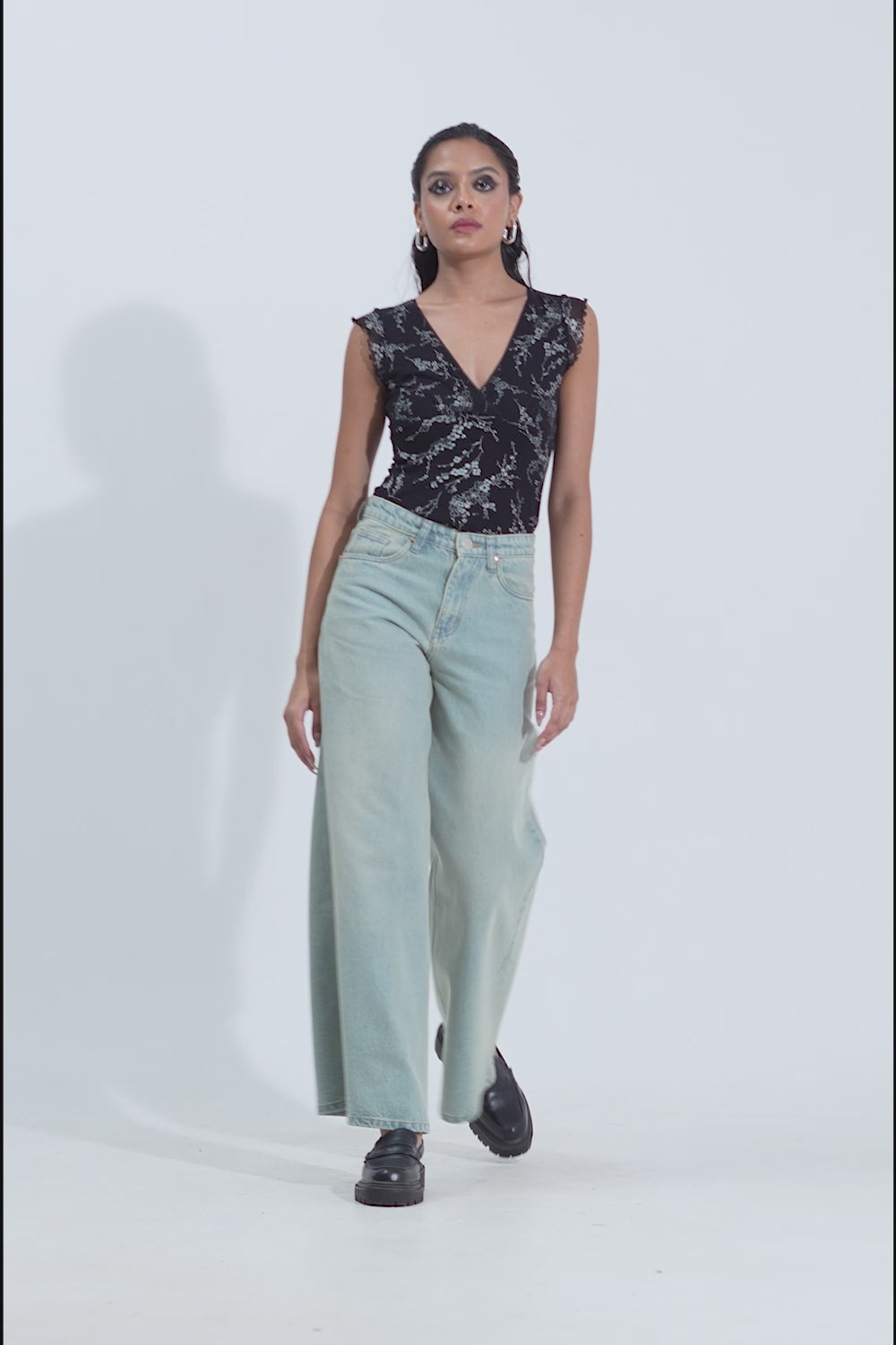 Alice Blue Trunk Fit Jeans