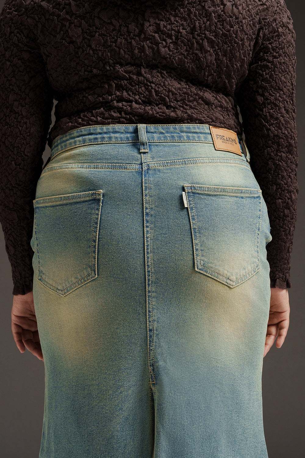 Retro Rewind Curve Denim Midi Skirt