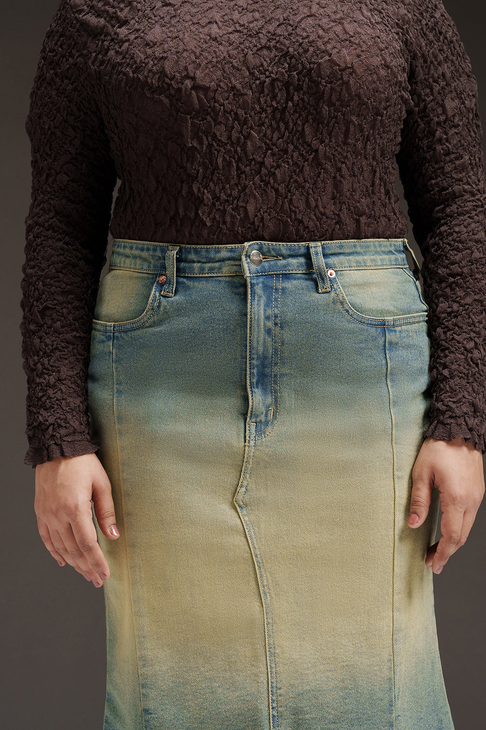 Retro Rewind Curve Denim Midi Skirt