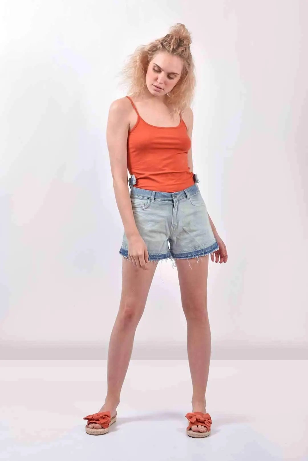 Belt Detail Denim Hot Shorts