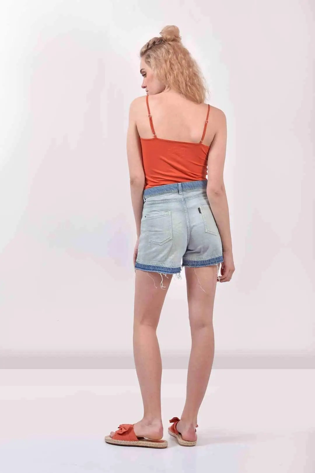 Belt Detail Denim Hot Shorts