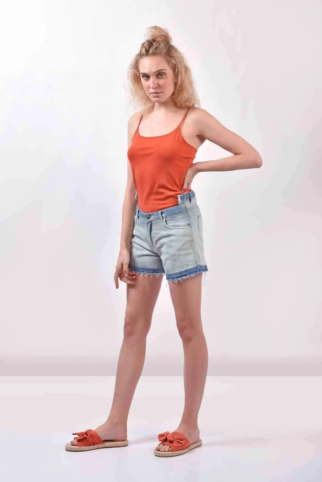 Belt Detail Denim Hot Shorts