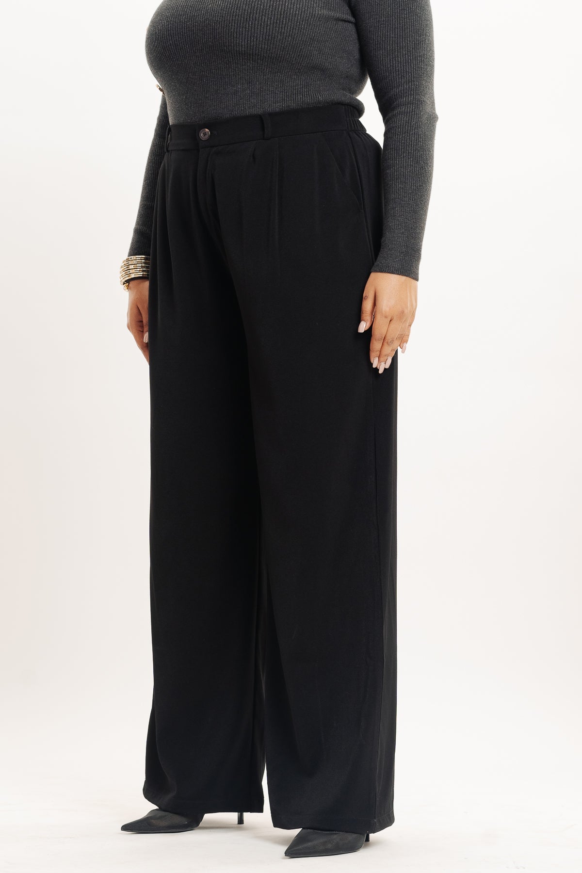 Curve Black Pleated Straight Korean Pants