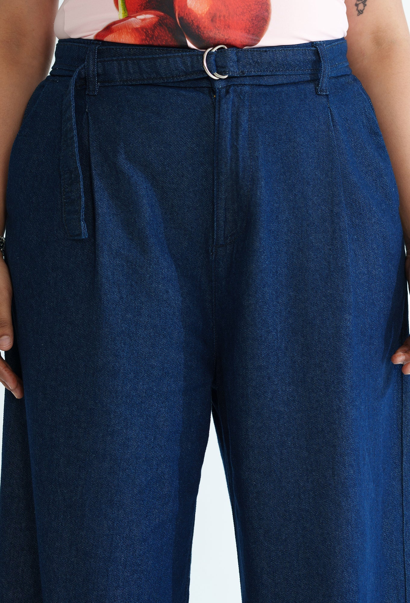 Curve Indigo Belted Women's Straight Jeans