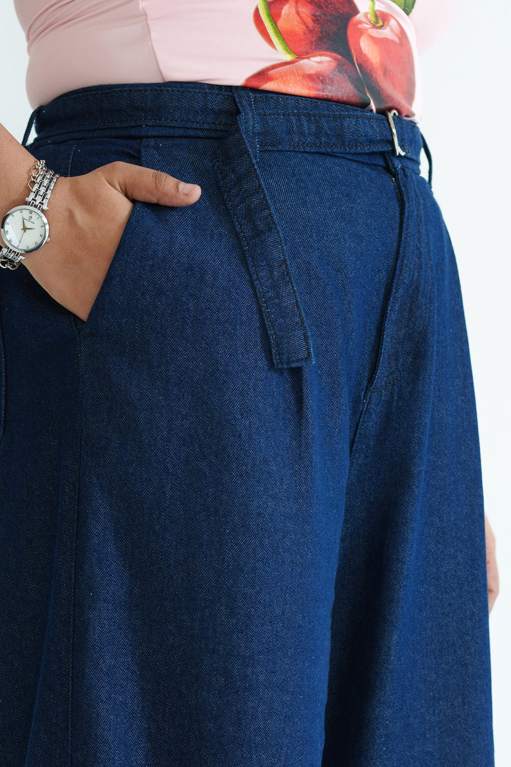 Curve Indigo Belted Women's Straight Jeans