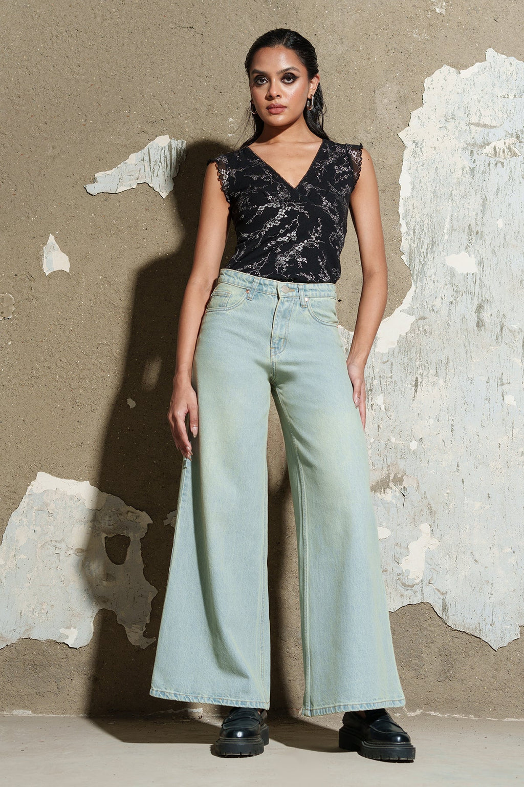 Alice Blue Trunk Fit Jeans